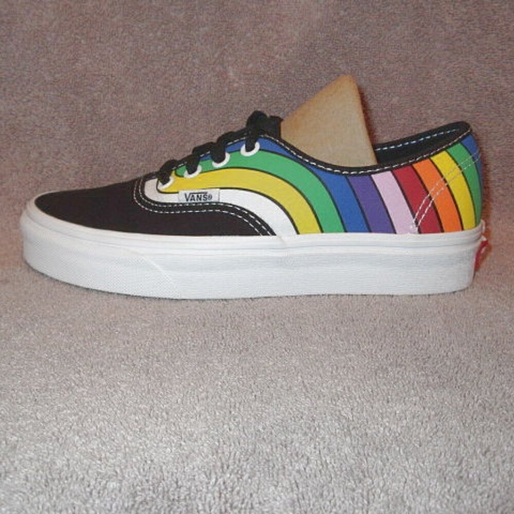 Vans Refract Rainbow Sneakers Size 6.5 Pride Lace Up Colorful Skater Shoe NEW - Picture 2 of 10
